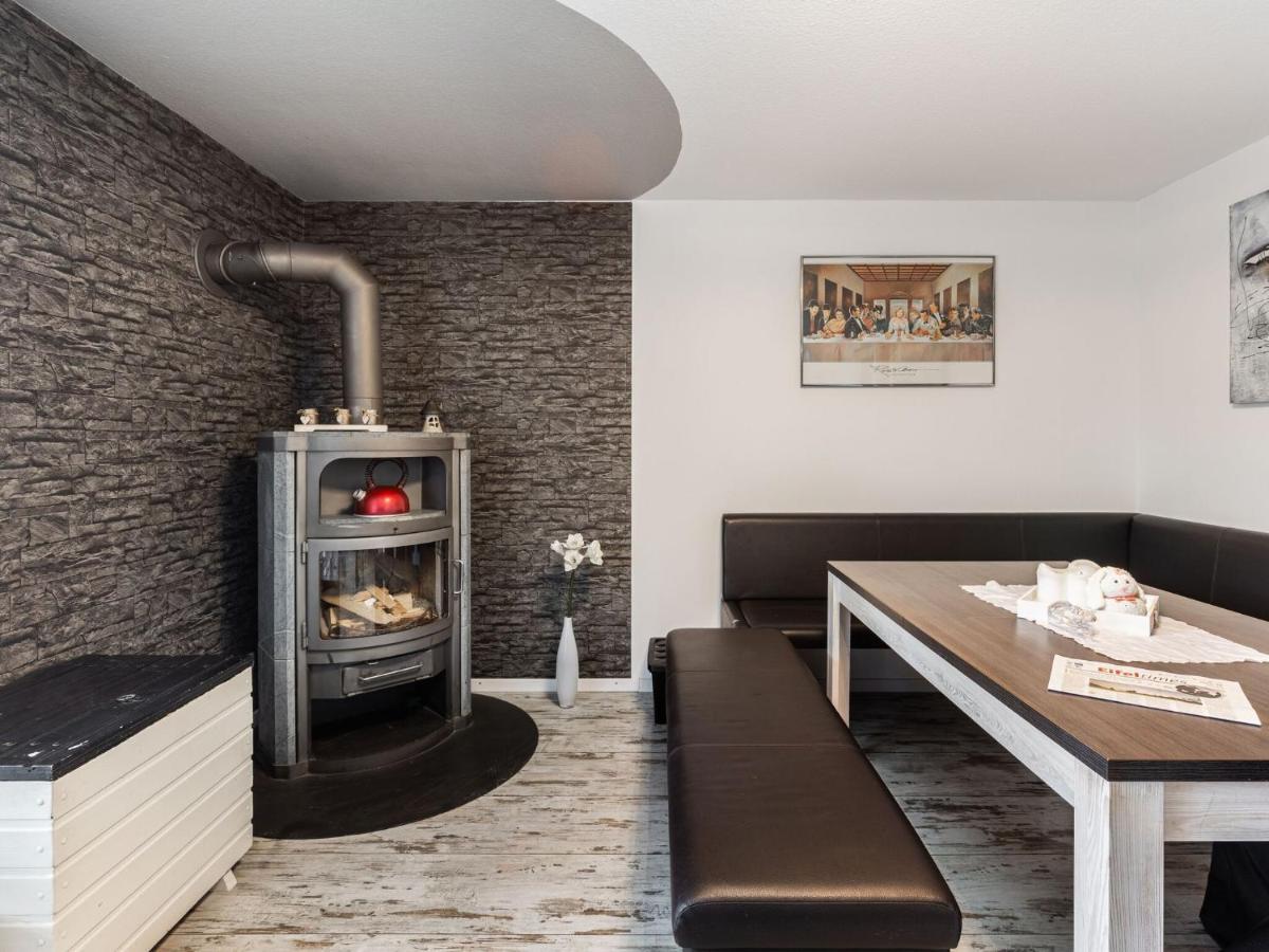 Comfortable apartment in Monschau-Höfen with private garden Alzen Exterior foto
